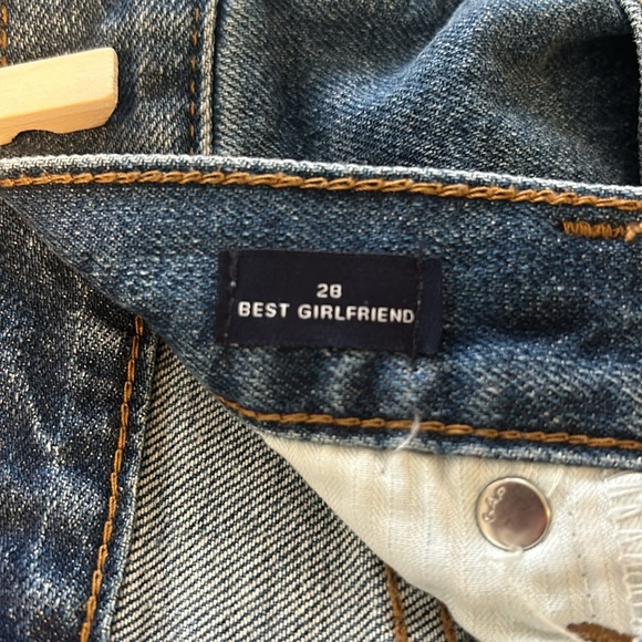 Size 28 Gap Girlfriend Jeans - Picture 4 of 4